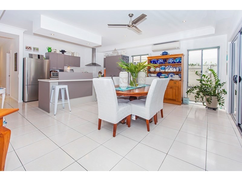 58 Jezabel Drive, Springfield Lakes QLD 4300