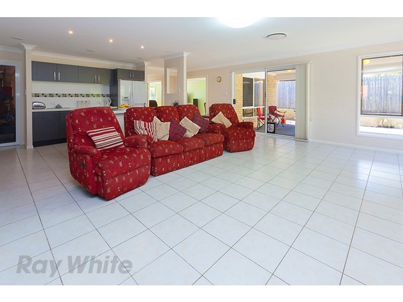 2 Speckled Circuit, Springfield Lakes QLD 4300