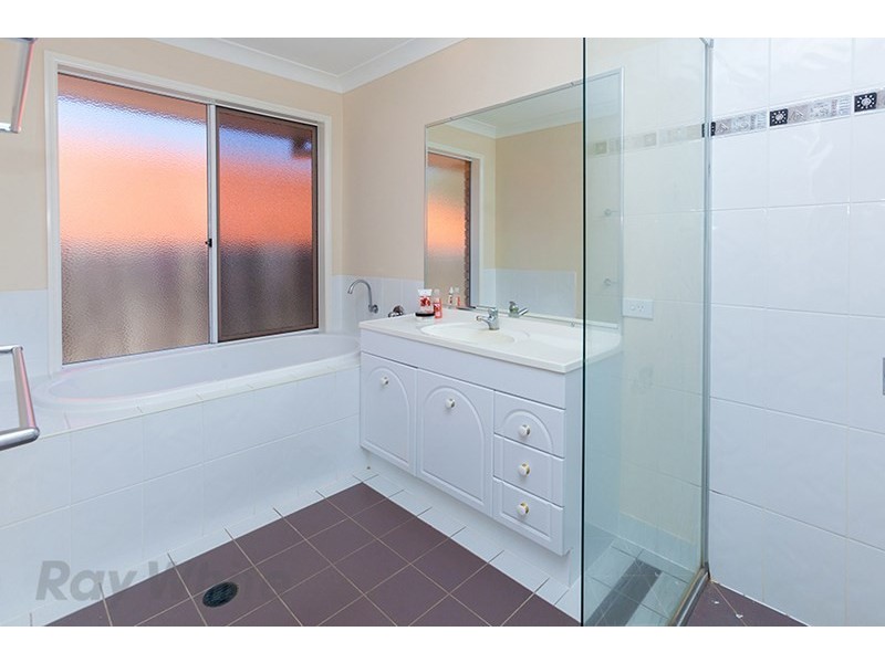 2 Speckled Circuit, Springfield Lakes QLD 4300