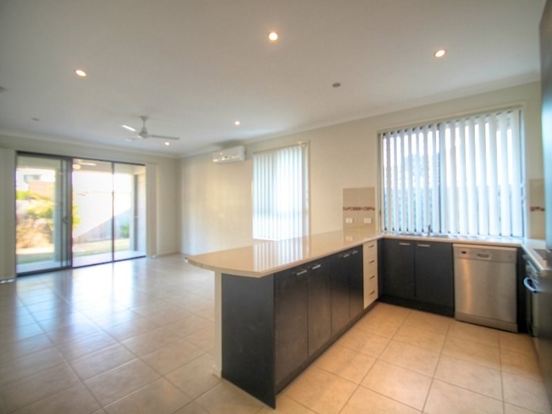 13 Laguna Crescent, Springfield Lakes QLD 4300