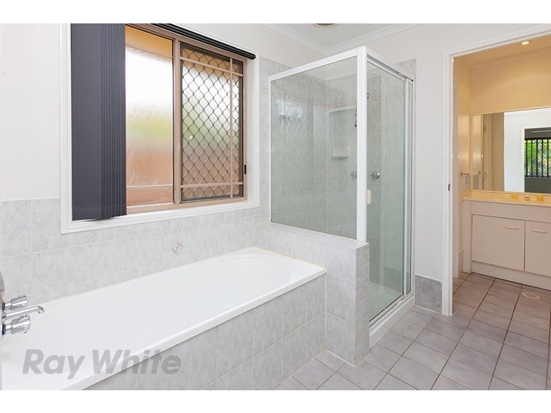 3 Karalla Court, Camira QLD 4300