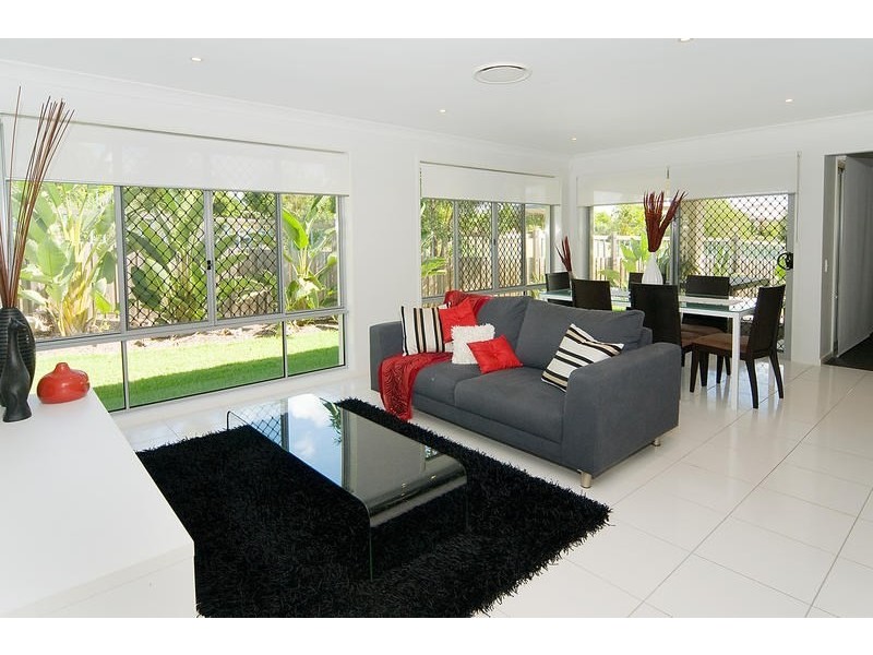 27 Holterman Crescent, Redbank Plains QLD 4301