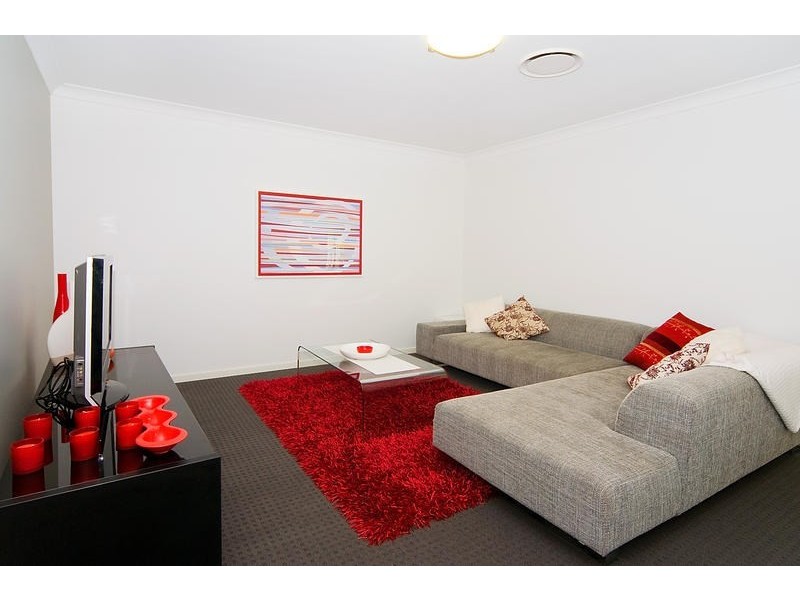 27 Holterman Crescent, Redbank Plains QLD 4301