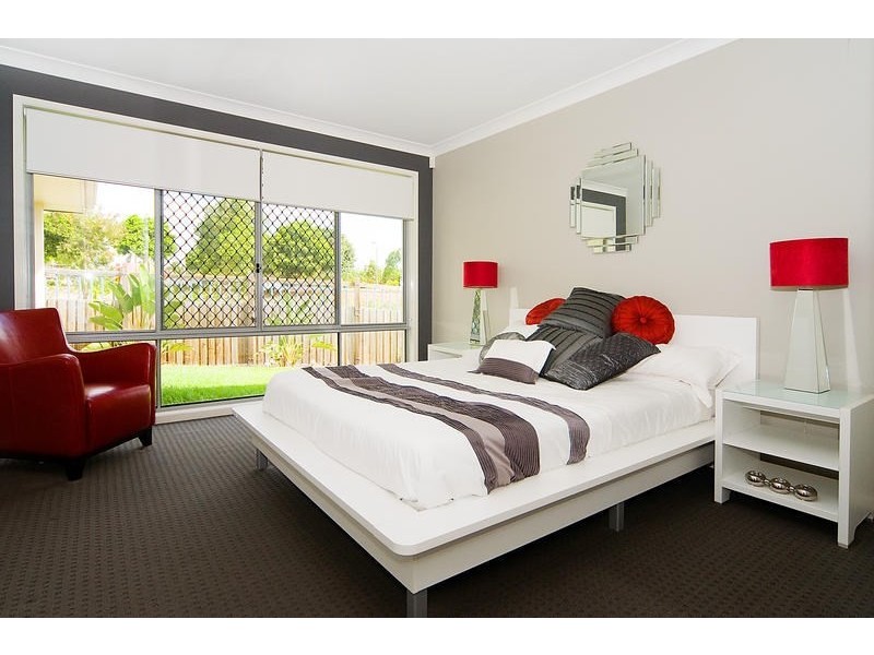 27 Holterman Crescent, Redbank Plains QLD 4301