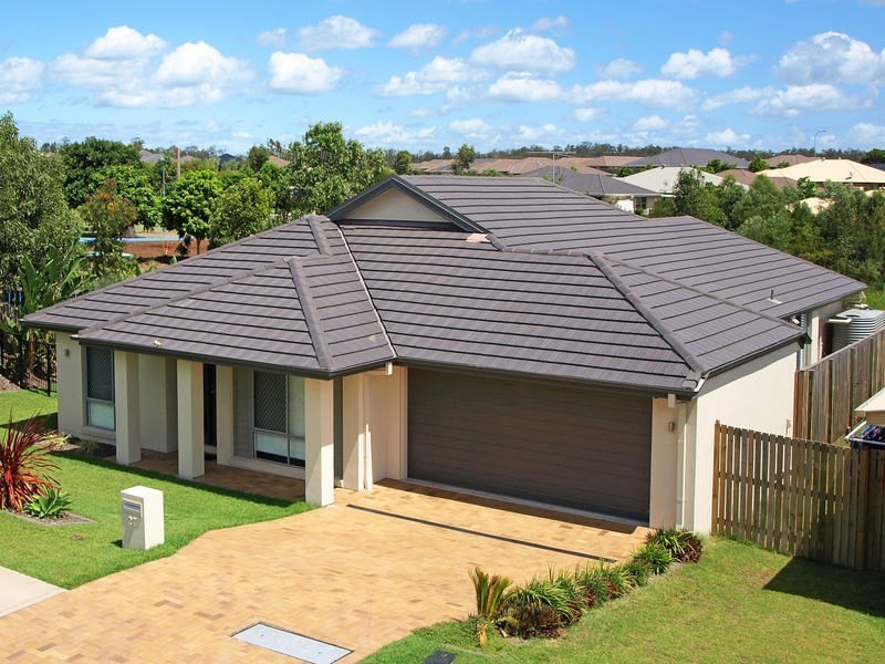 27 Holterman Crescent, Redbank Plains QLD 4301