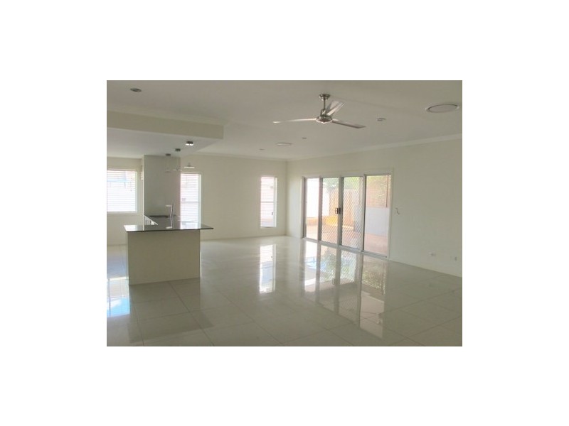 20 Riverine Drive, Springfield Lakes QLD 4300