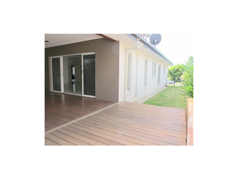 20 Riverine Drive, Springfield Lakes QLD 4300