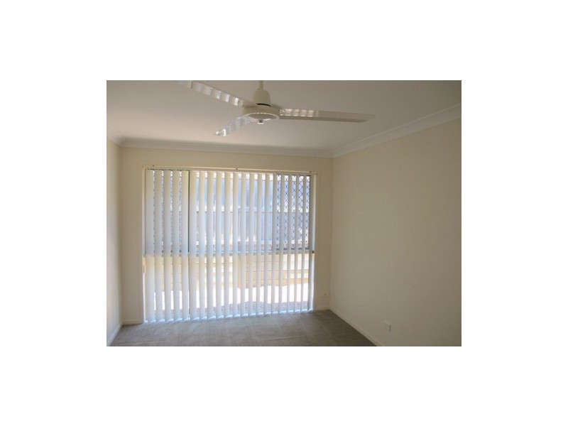 41 Viewpoint Drive, Springfield Lakes QLD 4300