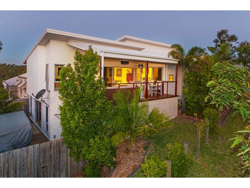 8 Waratah Crescent, Springfield Lakes QLD 4300
