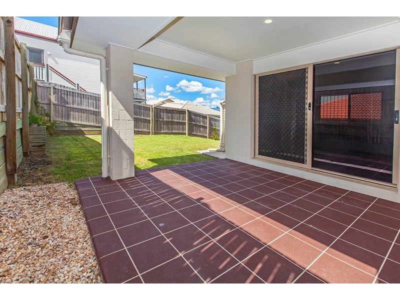 4 Everest Court, Springfield Lakes QLD 4300