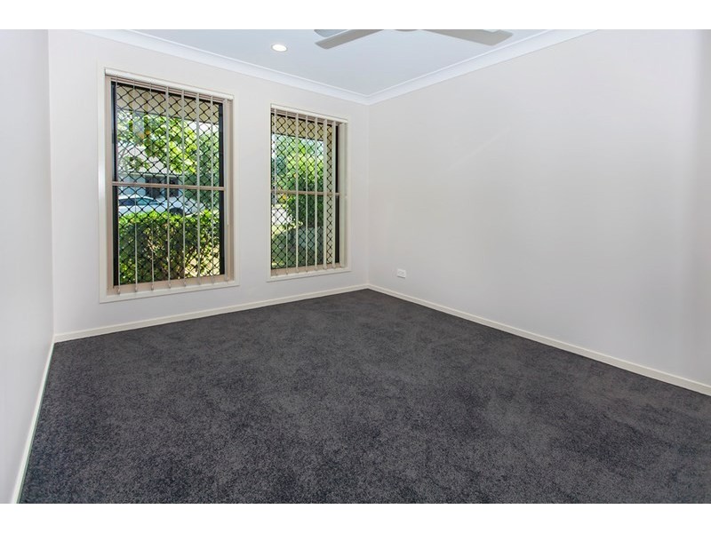 4 Everest Court, Springfield Lakes QLD 4300
