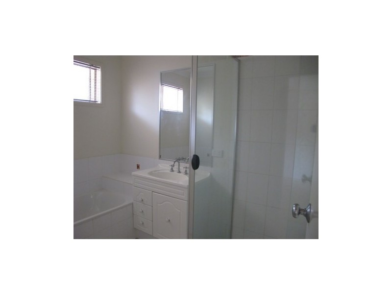 3 Tone Drive, Collingwood Park QLD 4301