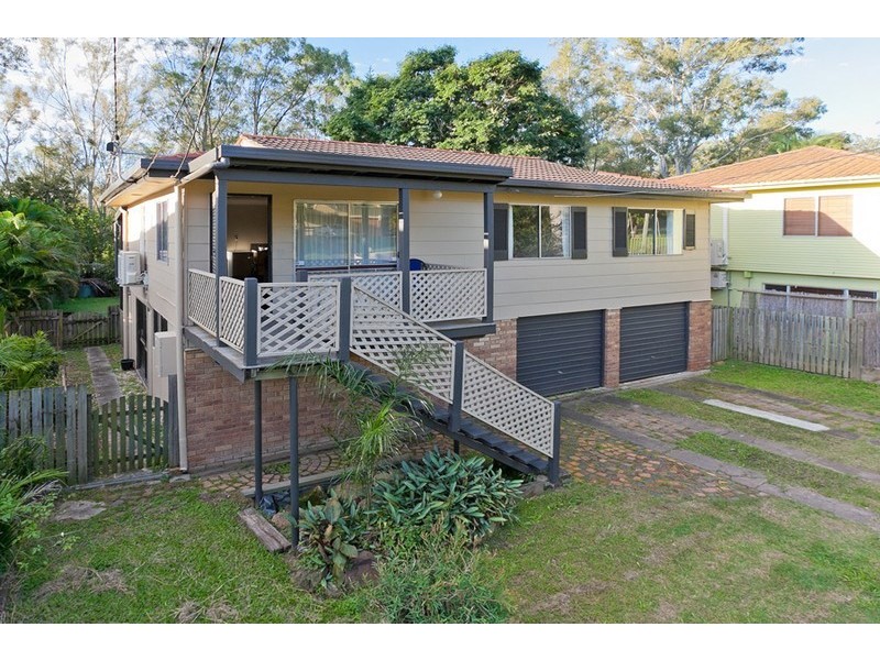 27 iris Street, Gailes QLD 4300