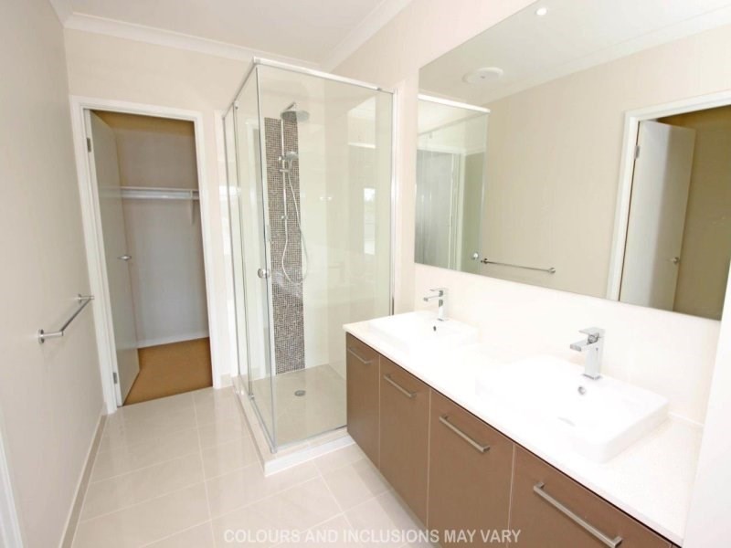 3 Bala Court, Springfield Lakes QLD 4300