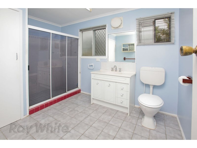 33 Melinda, Camira QLD 4300