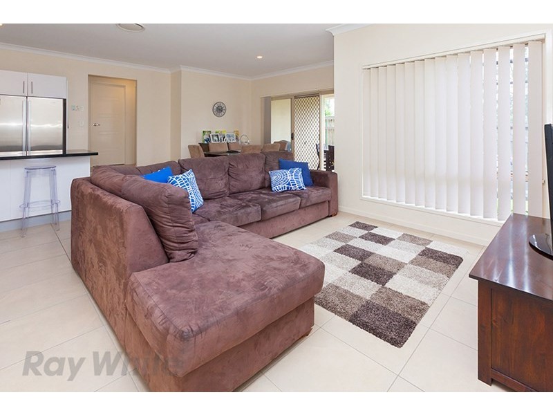 1 Park Edge Drive, Springfield Lakes QLD 4300
