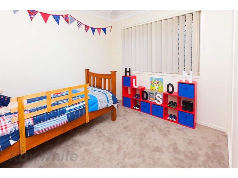 1 Park Edge Drive, Springfield Lakes QLD 4300