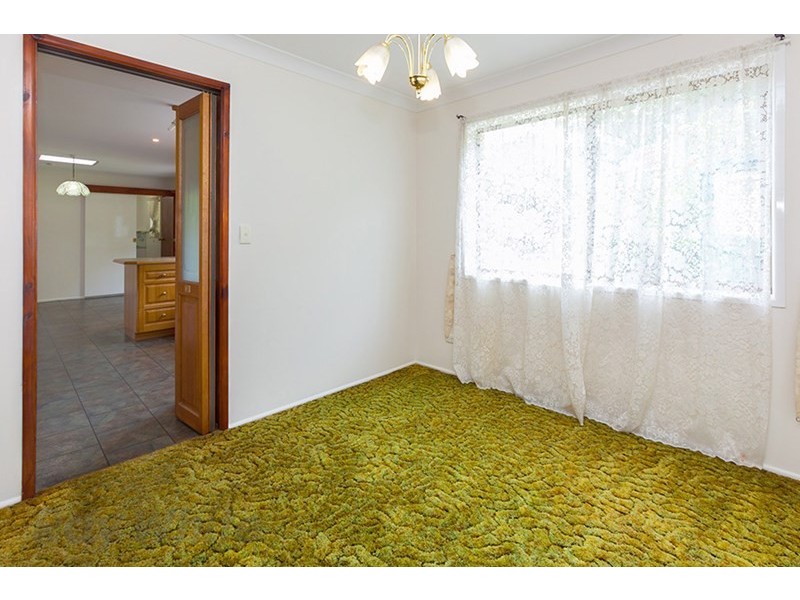 250 Old Logan Road, Camira QLD 4300