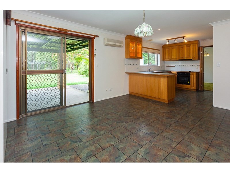 250 Old Logan Road, Camira QLD 4300