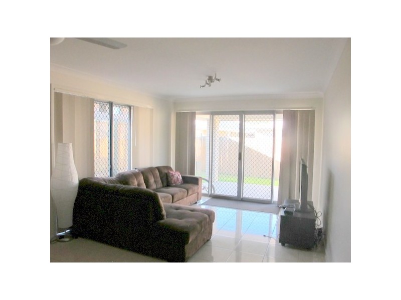 20 Isidore Street, Augustine Heights QLD 4300