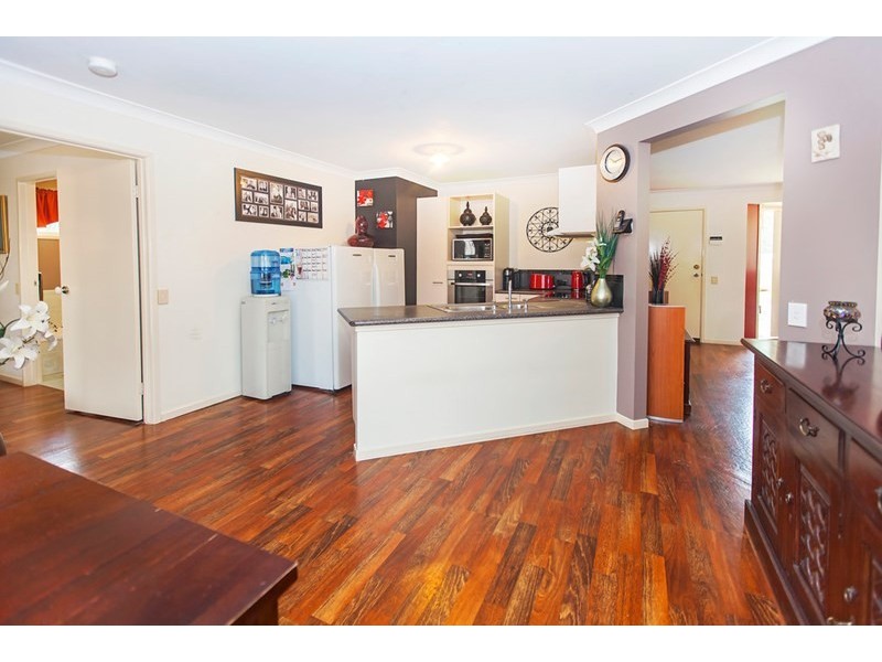 27 Maple Avenue, Camira QLD 4300