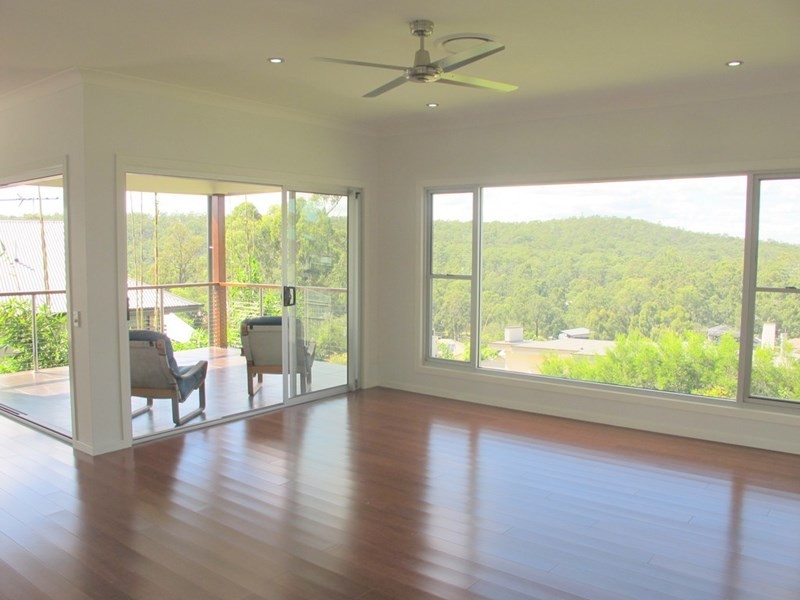 122 Birchwood Crescent, Brookwater QLD 4300
