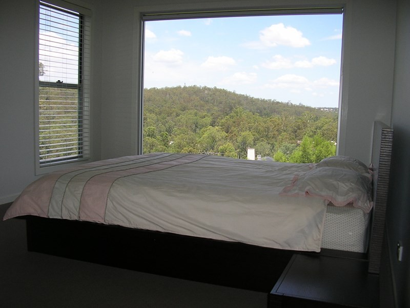 122 Birchwood Crescent, Brookwater QLD 4300