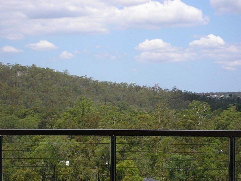 122 Birchwood Crescent, Brookwater QLD 4300