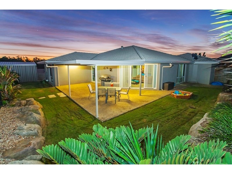 10 Brentwood Court, Fernvale QLD 4306