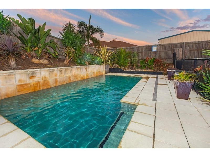 10 Brentwood Court, Fernvale QLD 4306