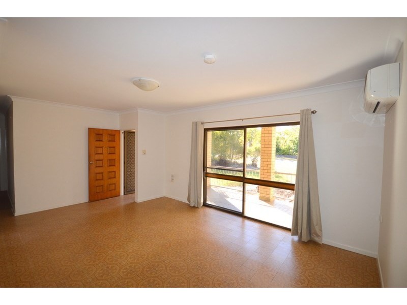 19 Langley Road, Camira QLD 4300