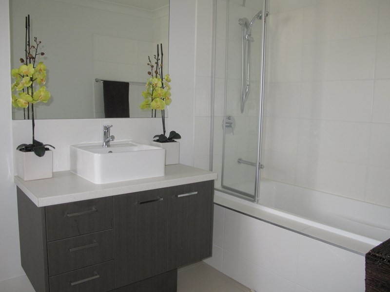 15 Tall Woods Court, Brookwater QLD 4300