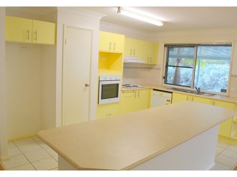 18 Grand South Circuit, Springfield Lakes QLD 4300