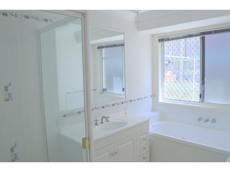 18 Grand South Circuit, Springfield Lakes QLD 4300