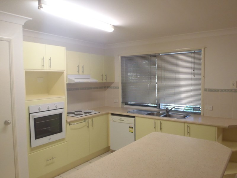 18 Grand South Circuit, Springfield Lakes QLD 4300