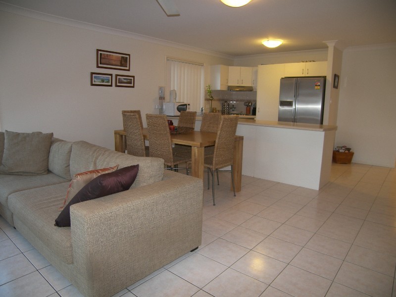 6 Alfred Place, Springfield Lakes QLD 4300