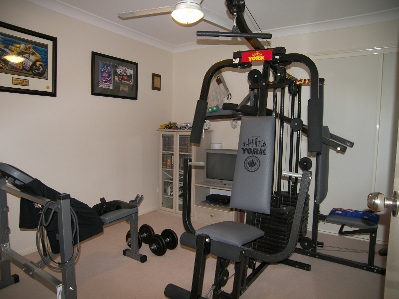 6 Alfred Place, Springfield Lakes QLD 4300