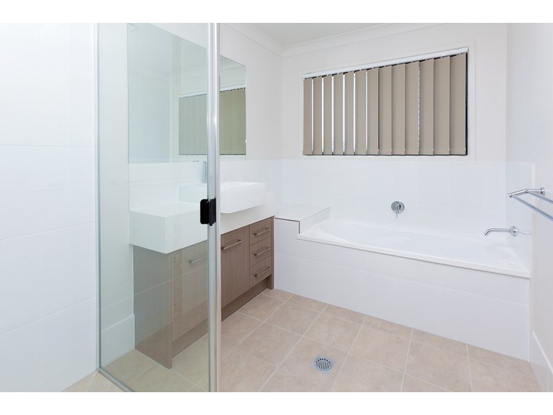 25 Horizon Drive, Springfield Lakes QLD 4300
