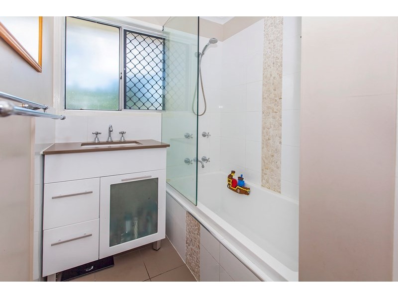 15 Polonia Street, Camira QLD 4300