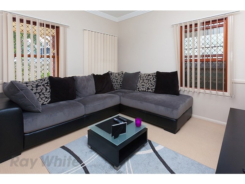 4 Clearpoint Way, Springfield Lakes QLD 4300