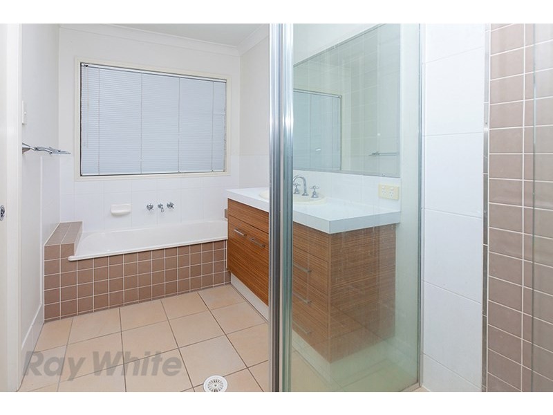 46 Viewpoint Drive, Springfield Lakes QLD 4300