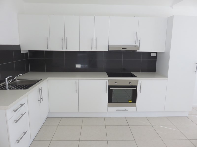 11 Rosa Court, Camira QLD 4300