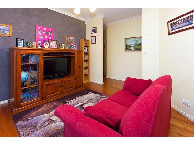 11 High Peak Crescent, Springfield QLD 4300