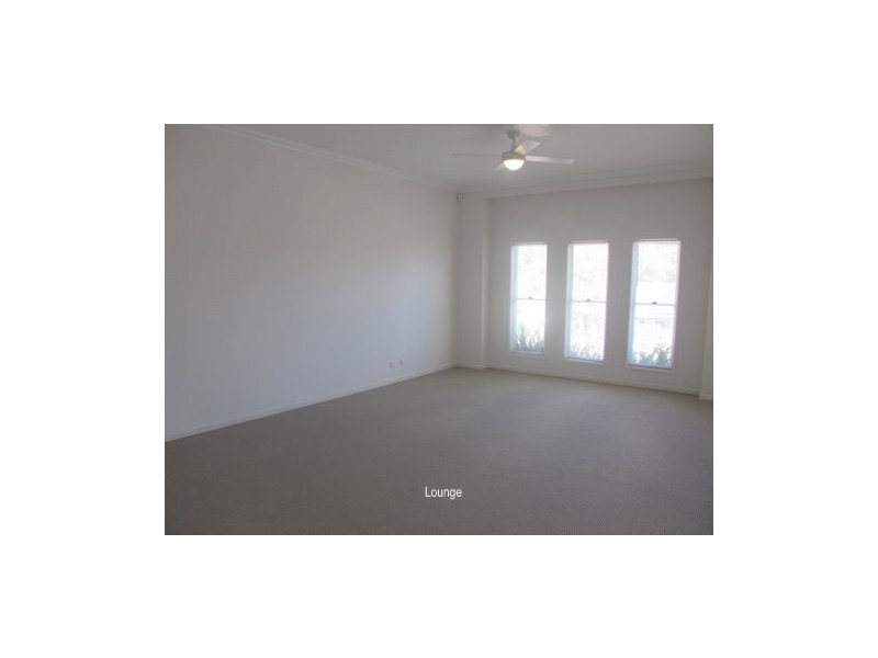 10 Bluebell Place, Brookwater QLD 4300