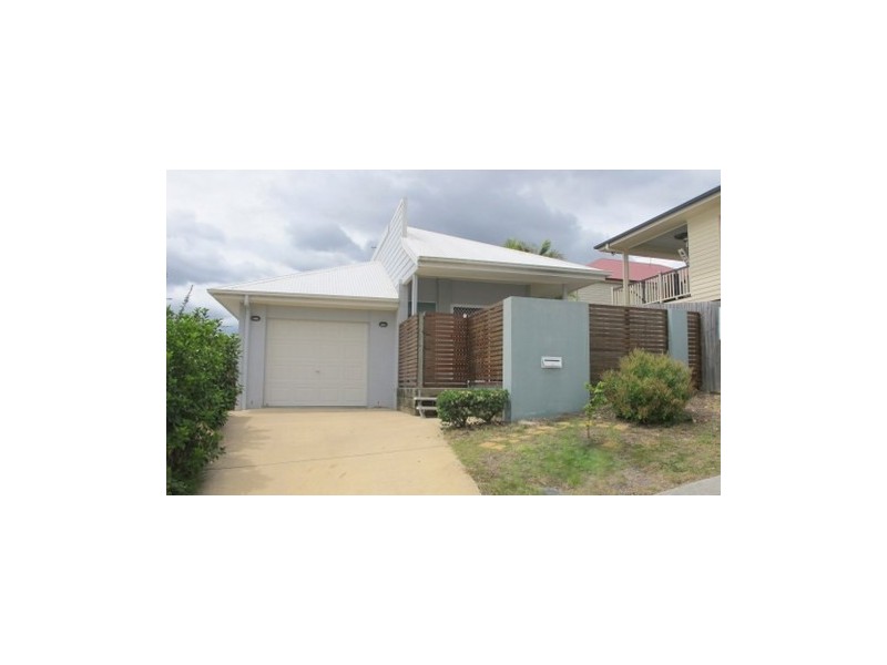 3 Pinnacle Close, Springfield Lakes QLD 4300
