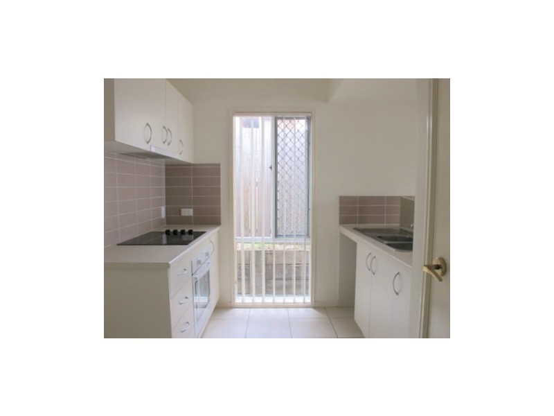 3 Pinnacle Close, Springfield Lakes QLD 4300