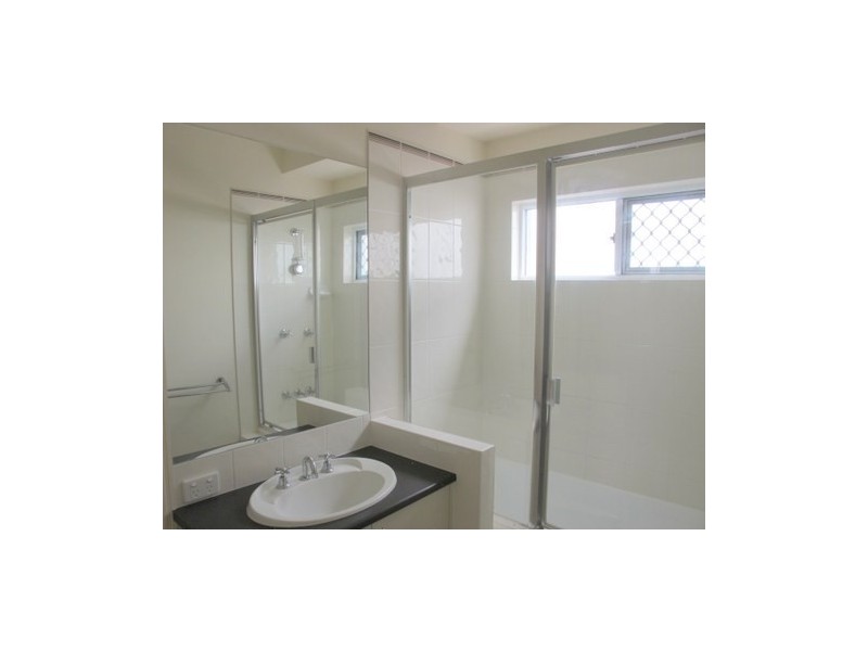 3 Pinnacle Close, Springfield Lakes QLD 4300