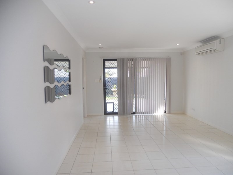 37 Jezabel Drive, Springfield Lakes QLD 4300