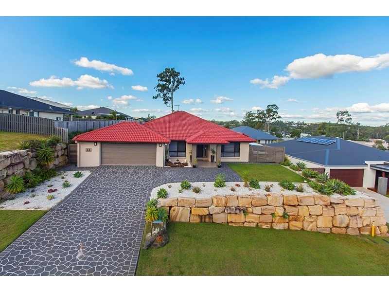 44 Brigid Boulevard, Augustine Heights QLD 4300