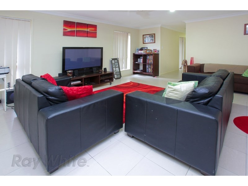 5 Patsy Crescent, Redbank Plains QLD 4301